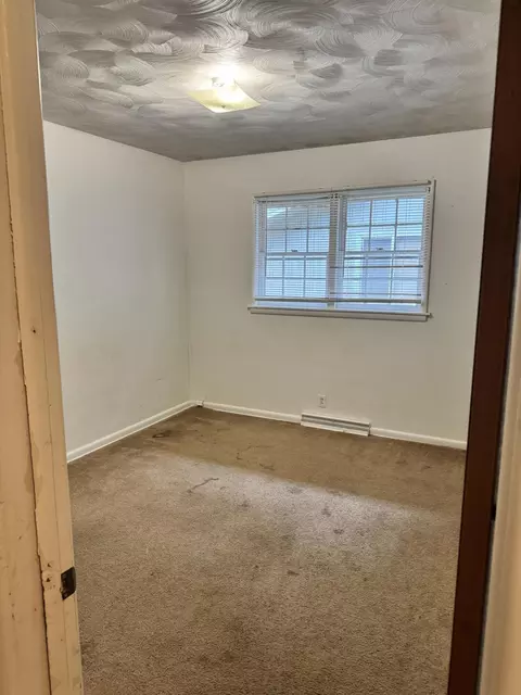 Bedroom - 2239 S Pickwick Ave, Springfield, MO 65804 photo 7 of 8