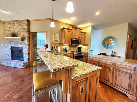 Kitchen - 231 Kingsgate Rd, Lampe, MO 65681 photo 5 of 12