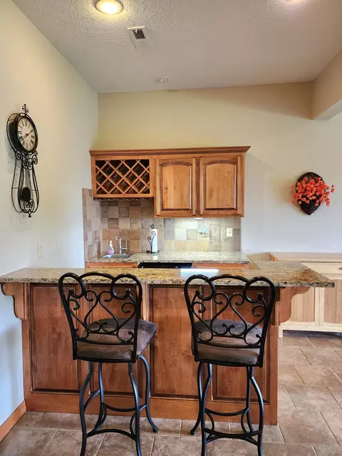 Kitchen - 231 Kingsgate Rd, Lampe, MO 65681 photo 12 of 12