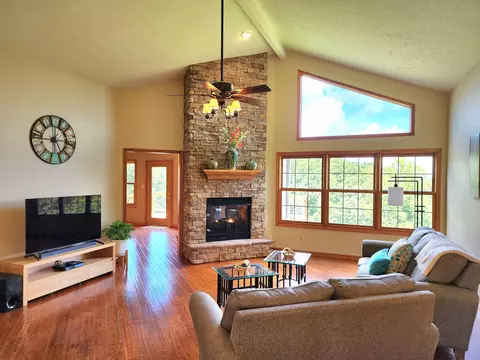 Living - 231 Kingsgate Rd, Lampe, MO 65681 photo 1 of 10