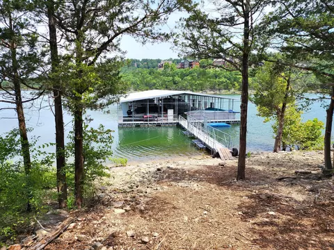 View/Area - 231 Kingsgate Rd, Lampe, MO 65681 photo 6 of 7