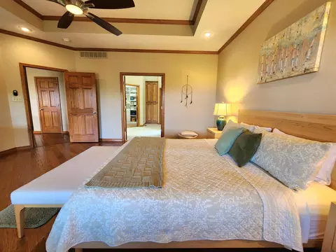 Bedroom - 231 Kingsgate Rd, Lampe, MO 65681 photo 4 of 10
