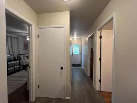 Entry Way - 519 Spruce St, Thayer, MO 65791 photo 2 of 4