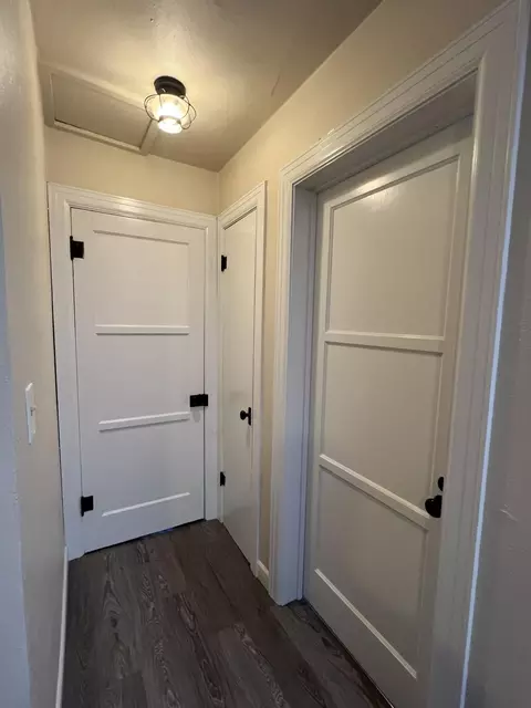 Entry Way - 519 Spruce St, Thayer, MO 65791 photo 1 of 4