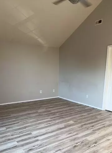 Living - 204 N Maplecrest Dr, Nixa, MO 65714 photo 3 of 5