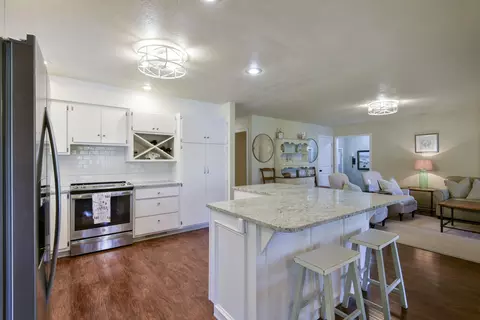 Kitchen - 22204 Farm Road 1247, Shell Knob, MO 65747 photo 4 of 4