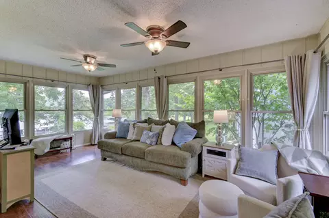 Exterior - 22204 Farm Road 1247, Shell Knob, MO 65747 photo 3 of 20