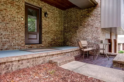 Exterior - 310 N 37th St, Nixa, MO 65714 photo 2 of 6
