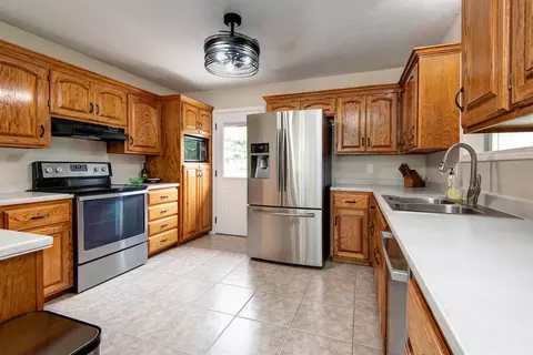 Kitchen - 310 N 37th St, Nixa, MO 65714 photo 2 of 5