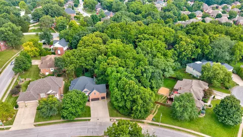View/Area - 2361 S Celebration Ave, Springfield, MO 65809 photo 1 of 3