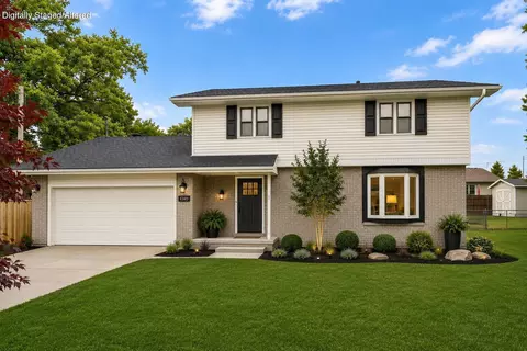 Exterior - 4349 S Cardinal Pl, Springfield, MO 65804 photo 3 of 10
