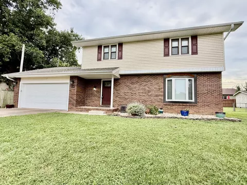 Exterior - 4349 S Cardinal Pl, Springfield, MO 65804 photo 2 of 9