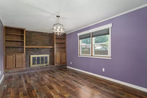 Living - 4349 S Cardinal Pl, Springfield, MO 65804 photo 4 of 4