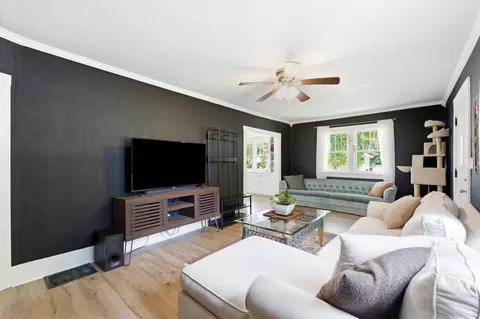 Living - 600 E Cozy St, Springfield, MO 65807 photo 1 of 2