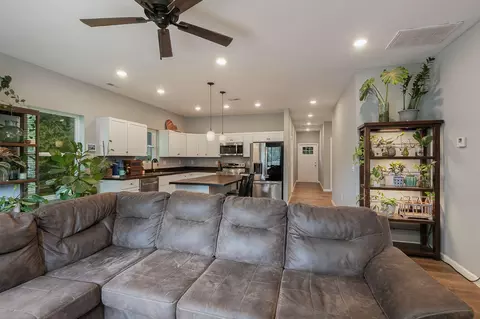 Other - 2620 W Calhoun St, Springfield, MO 65802 photo 2 of 6