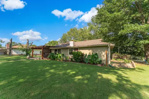 Exterior - 4709 S Deborah Rd, Springfield, MO 65810 photo 13 of 15