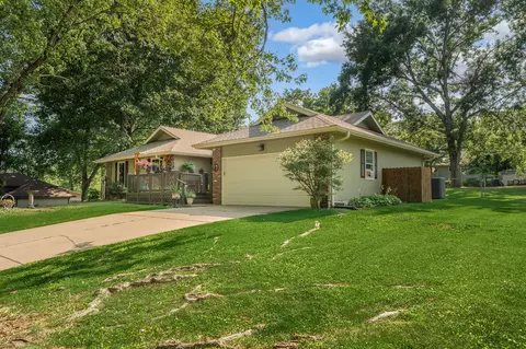 Exterior - 4709 S Deborah Rd, Springfield, MO 65810 photo 3 of 15