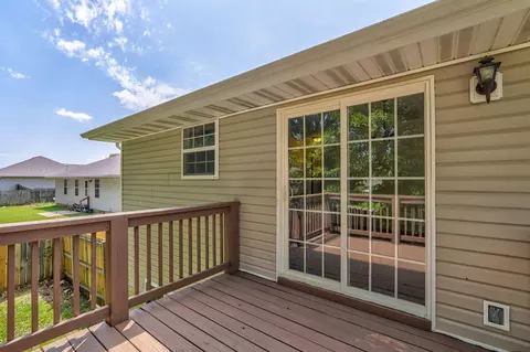 Exterior - 208 Spruce Ave, Clever, MO 65631 photo 9 of 9