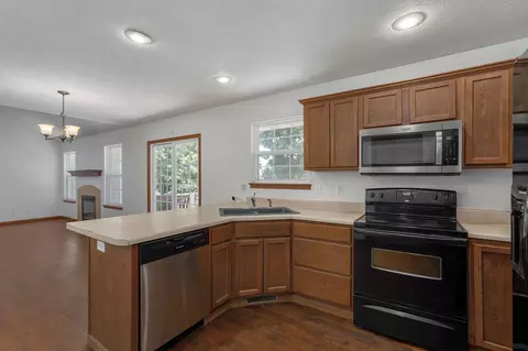 Kitchen - 208 Spruce Ave, Clever, MO 65631 photo 2 of 2