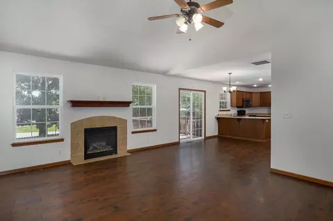 Living - 208 Spruce Ave, Clever, MO 65631 photo 2 of 5