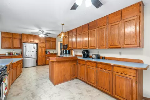 Kitchen - 111 Bobcat Ct, Forsyth, MO 65653 photo 2 of 4