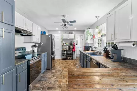 Kitchen - 438 S Belcrest Ave, Springfield, MO 65802 photo 1 of 1