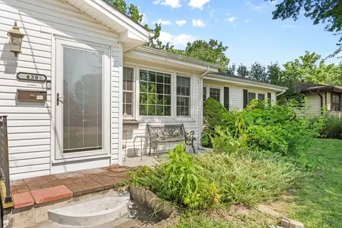 Exterior - 438 S Belcrest Ave, Springfield, MO 65802 photo 4 of 10