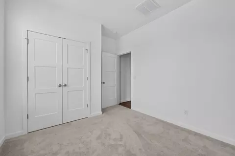 Bedroom - 3939 E Appledore Ct, Brookline, MO 65619 photo 3 of 5