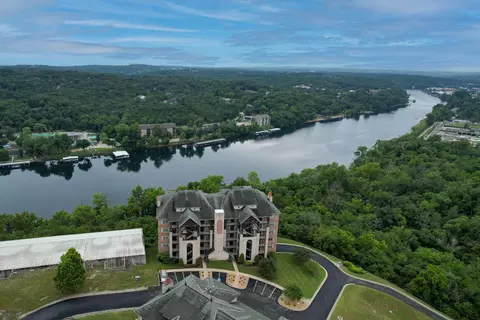 View/Area - 3103 Riverstone Dr, Branson, MO 65616 photo 3 of 7