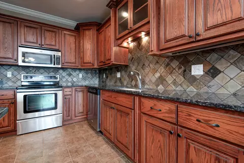 Kitchen - 3103 Riverstone Dr, Branson, MO 65616 photo 3 of 5