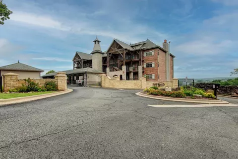Exterior - 3103 Riverstone Dr, Branson, MO 65616 photo 9 of 9