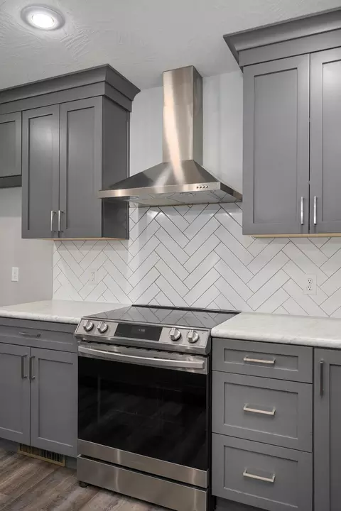 Kitchen - 742 Azalea Ln, Clever, MO 65631 photo 3 of 3