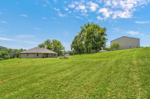 Exterior - 742 Azalea Ln, Clever, MO 65631 photo 9 of 10