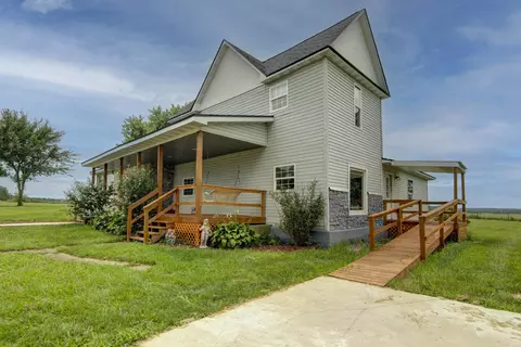 Exterior - 26982 State Highway 38, Marshfield, MO 65706 photo 6 of 13