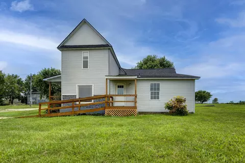 Exterior - 26982 State Highway 38, Marshfield, MO 65706 photo 5 of 13