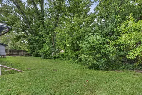 Exterior - 600 Shelton Ave, Ava, MO 65608 photo 4 of 7