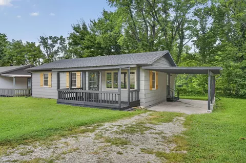 Exterior - 600 Shelton Ave, Ava, MO 65608 photo 1 of 7