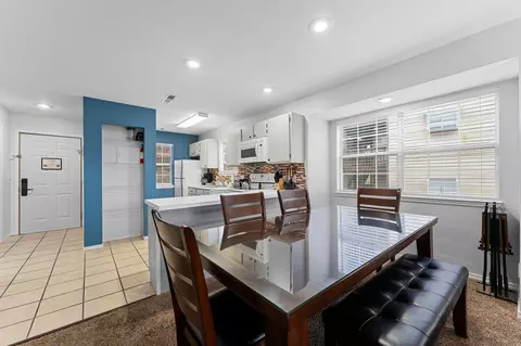 Dining - 29 Blue Bird Way #3, Branson, MO 65616 photo 1 of 2