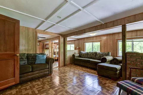 Living - 19481 Big Creek Rd, Shell Knob, MO 65747 photo 1 of 2