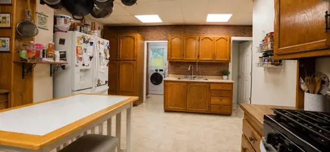 Kitchen - 231 E Terrill Creek Rd, Billings, MO 65610 photo 1 of 2