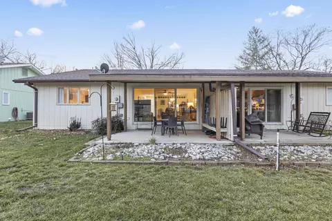 Exterior - 25 Oak Ct, Branson, MO 65616 photo 10 of 13