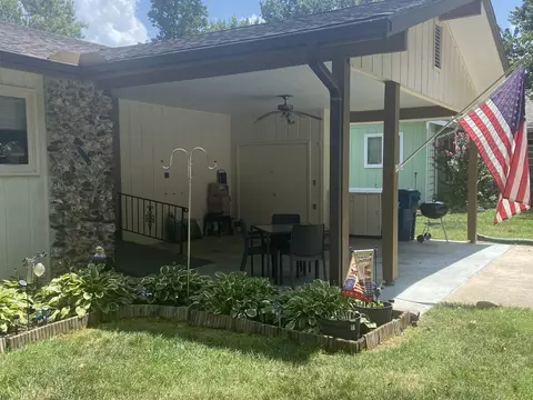 Exterior - 25 Oak Ct, Branson, MO 65616 photo 1 of 13