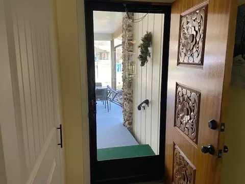 Entry Way - 25 Oak Ct, Branson, MO 65616 photo 1 of 2