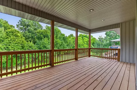 Exterior - 831 N Grapevine Rd, Springfield, MO 65802 photo 4 of 15