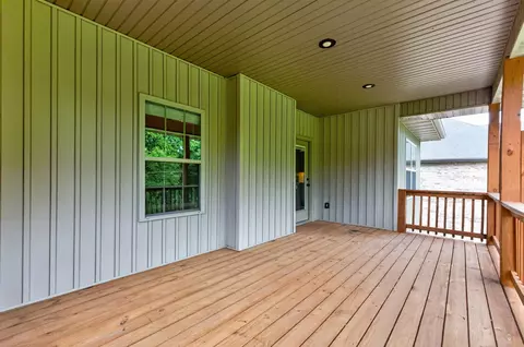 Exterior - 831 N Grapevine Rd, Springfield, MO 65802 photo 7 of 15