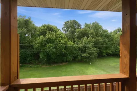 Exterior - 831 N Grapevine Rd, Springfield, MO 65802 photo 5 of 15