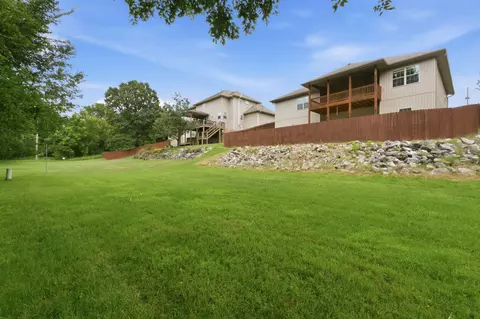 Exterior - 831 N Grapevine Rd, Springfield, MO 65802 photo 13 of 15