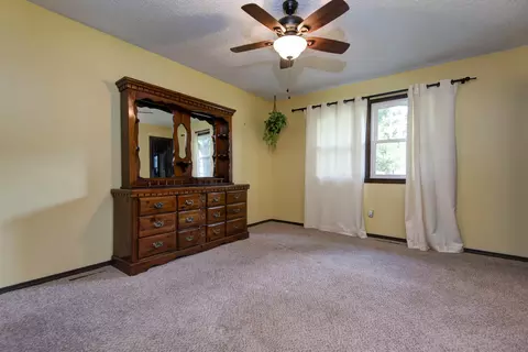 Bedroom - 2941 E Linwood St, Springfield, MO 65804 photo 1 of 3