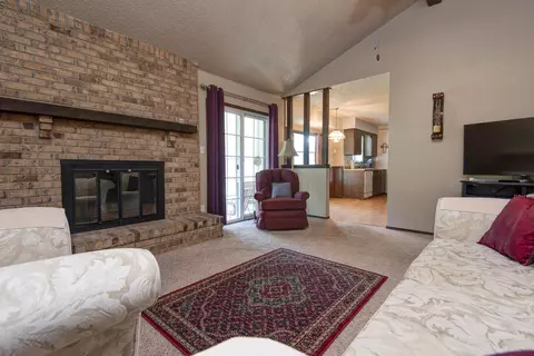 Other - 2941 E Linwood St, Springfield, MO 65804 photo 2 of 4