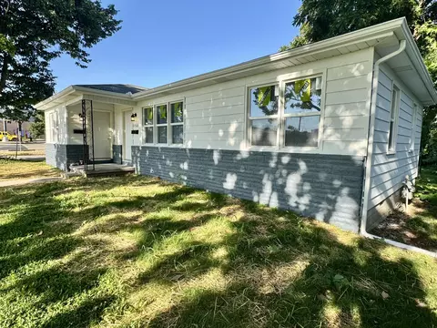 Exterior - 1755 S Montebello Ave, Springfield, MO 65807 photo 2 of 8